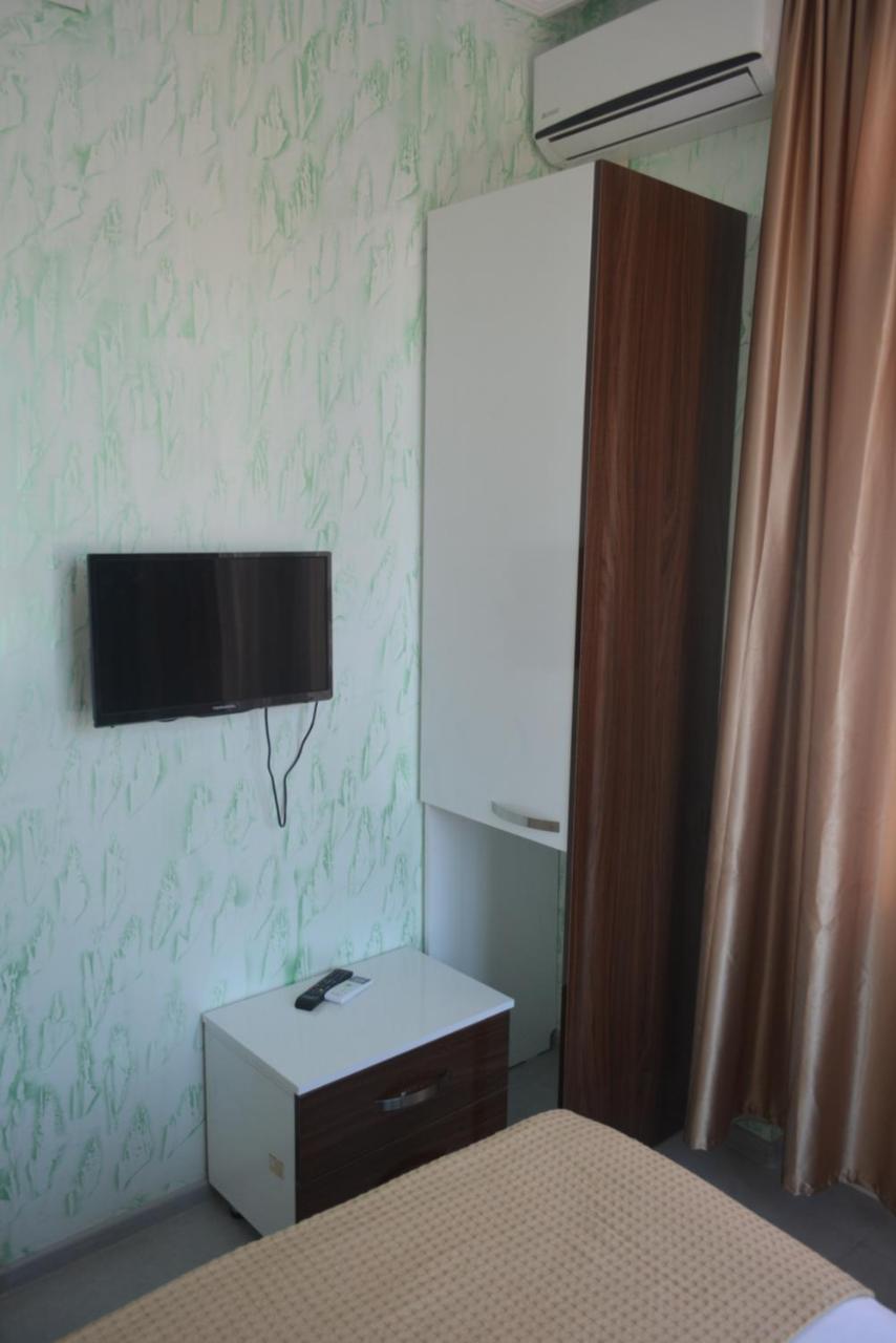 Hotel Niks 마킨자우리 외부 사진