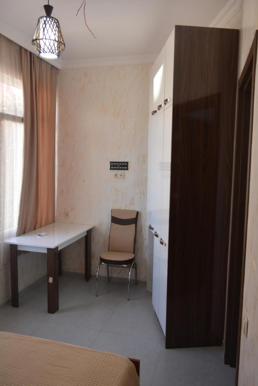 Hotel Niks 마킨자우리 외부 사진